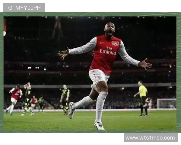 足球星光闪耀的赛场传奇与梦想追逐之旅